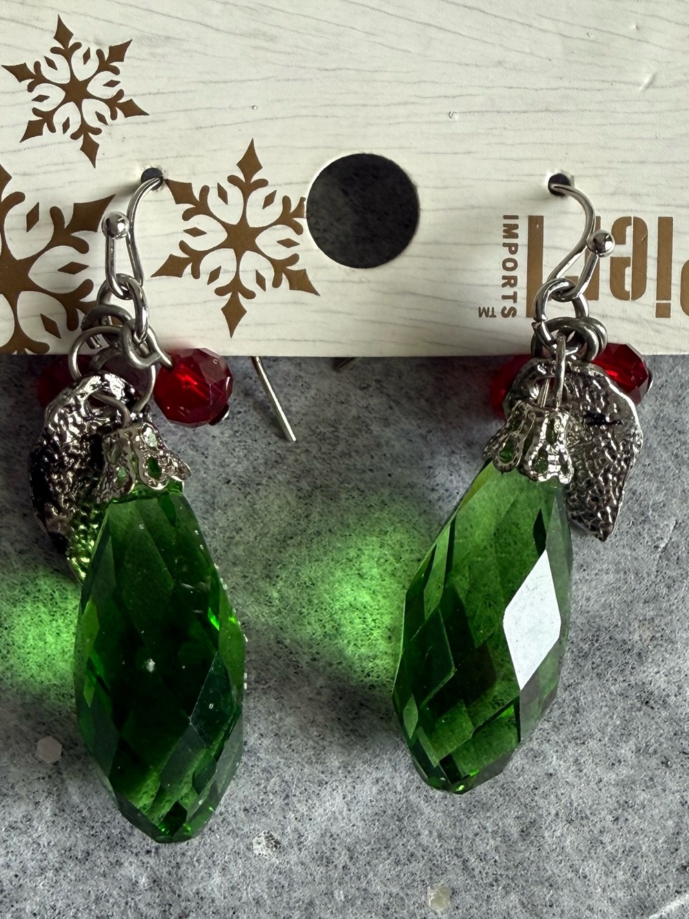Pier 1 Emerald Green Faceted Drop Earrings with Red Accents